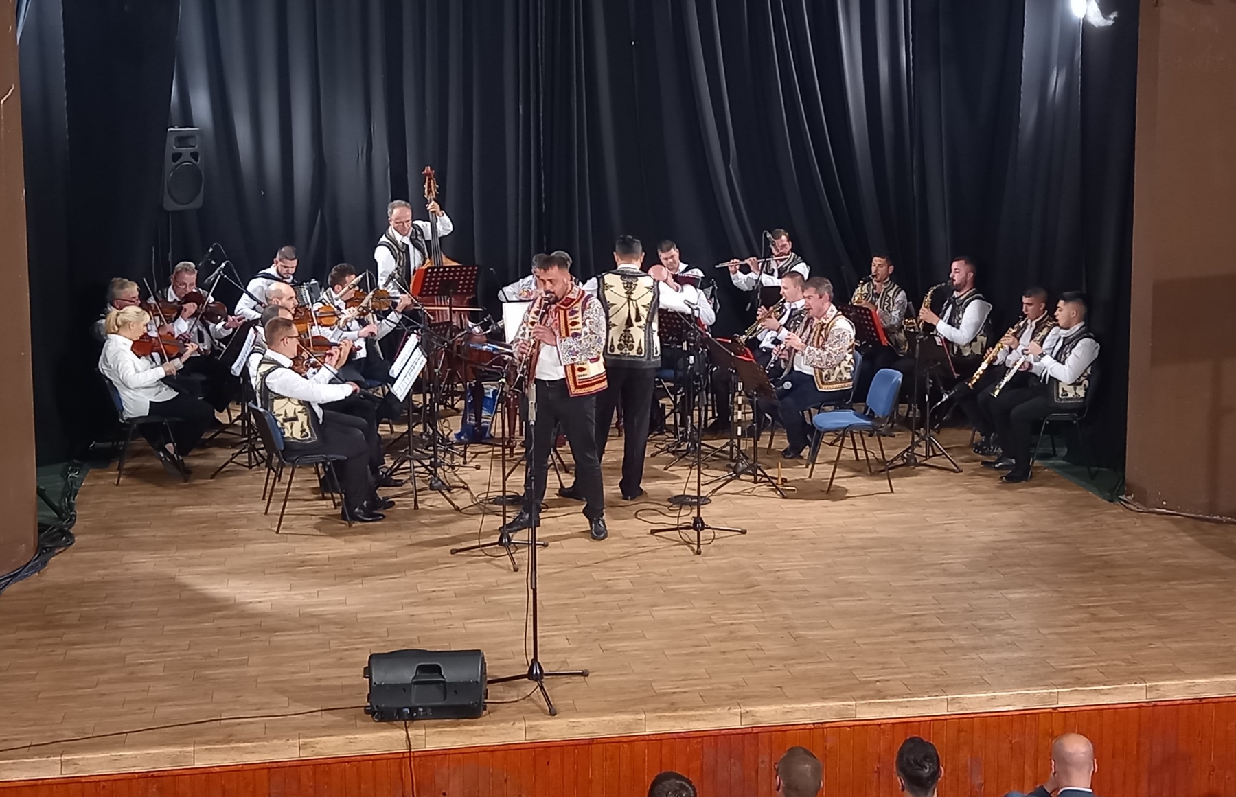 U Uzdinu održan koncert orkestra Nacionalnog saveta rumuna i amatera Doma kulture "Doina"